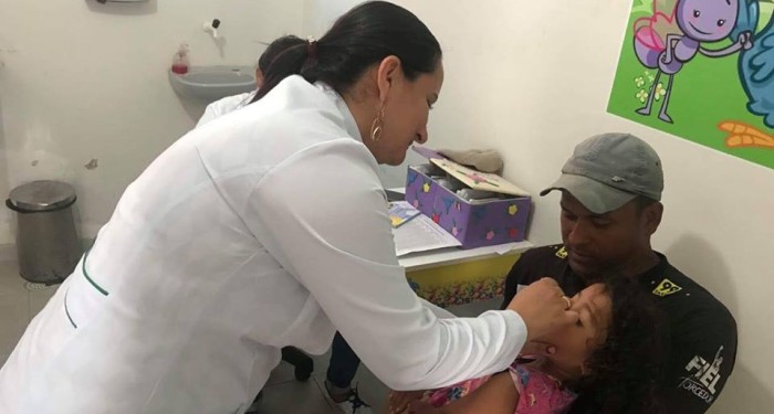 Saúde promove Dia D de vacinação contra pólio e sarampo