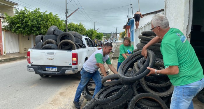 Meio Ambiente recolhe cerca de 10 toneladas de pneus inservíveis