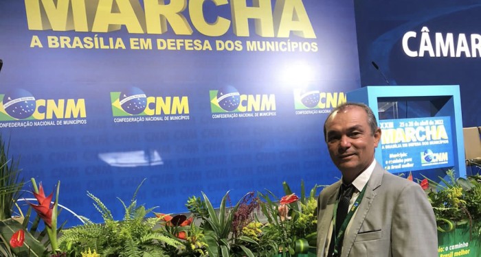 Prefeito participa da Marcha em Defesa dos Municípios em Brasília