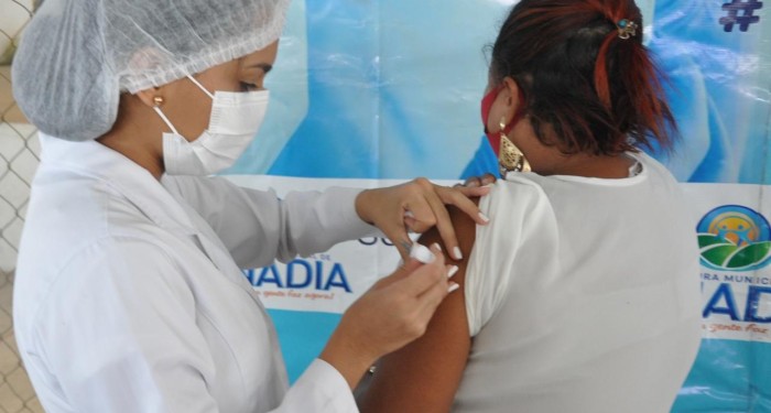 Município ultrapassa a marca de 10 mil doses de vacina contra a Covid-19 aplicadas