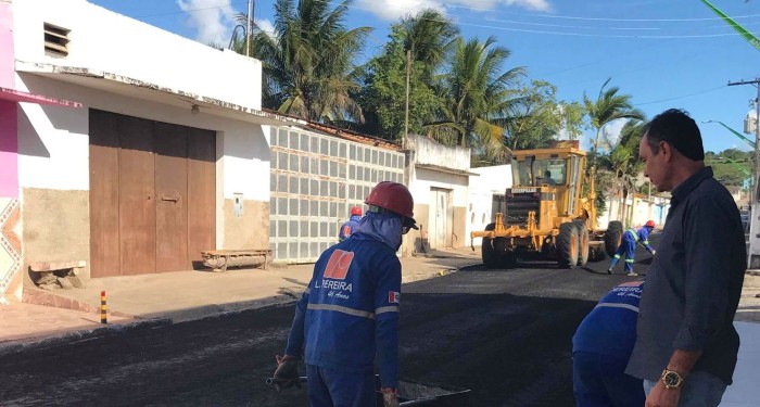Anadia começa a receber 6km de pavimentação asfáltica do Pró-Estrada