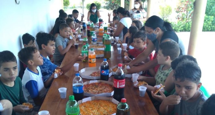 Educação promove desafio para aumento das notas e alunos garantem rodada de pizza