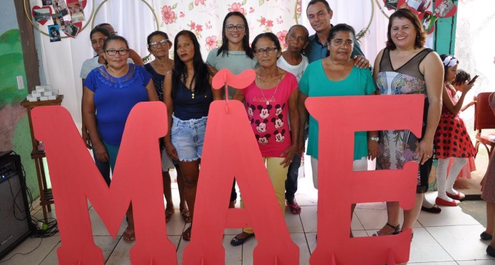 Usuárias do CRAS ganham grande festa de comemoração ao Dia das Mães